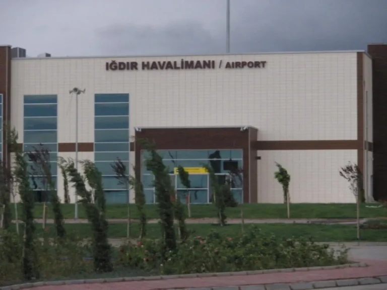 Iğdır Airport airport terminal photo used as a featured image for the airport prayer guide; it does not depict a prayer facility.