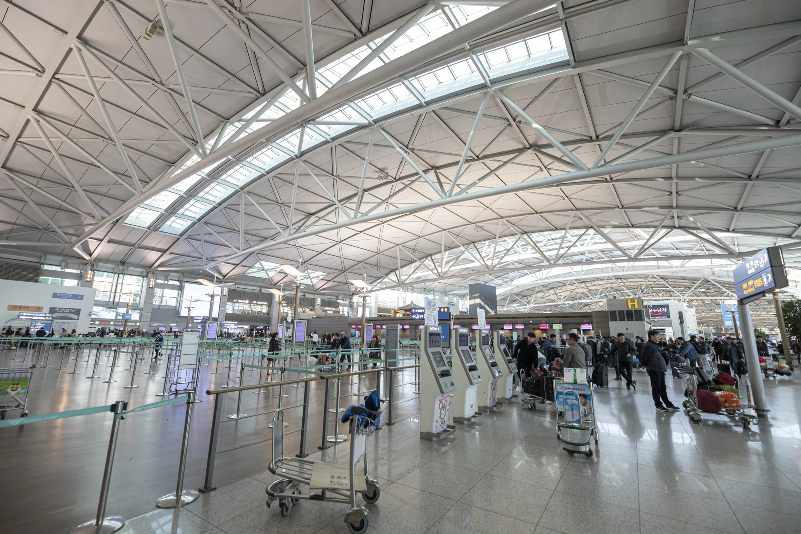 Incheon International Airport Terminal 1 departure hall, South Korea.